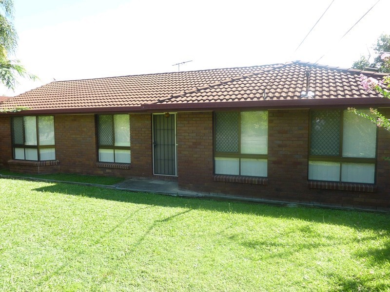 30 Garden Avenue, Camira QLD 4300