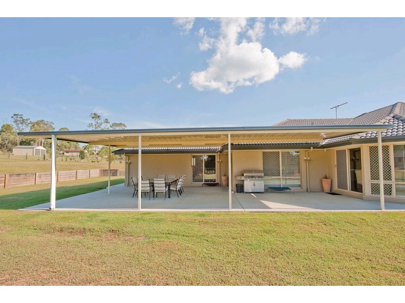 34 Fraser Road, New Beith QLD 4124