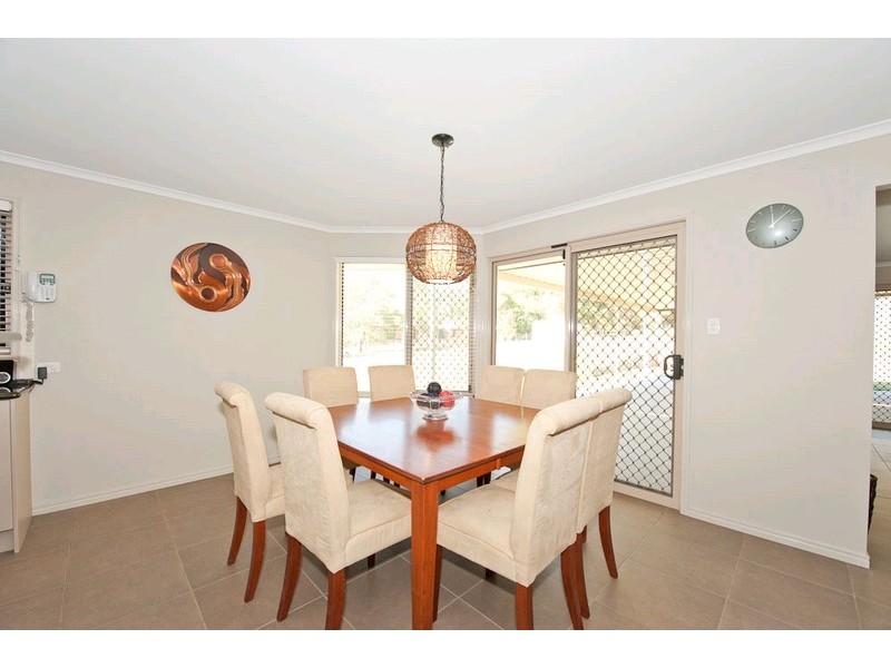 34 Fraser Road, New Beith QLD 4124