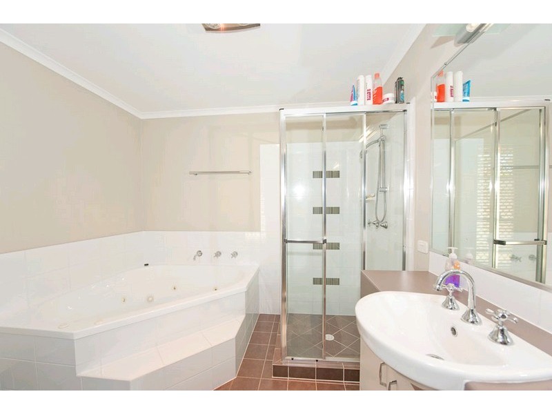 34 Fraser Road, New Beith QLD 4124