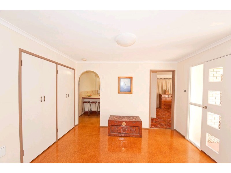 37 Steven Street, Camira QLD 4300