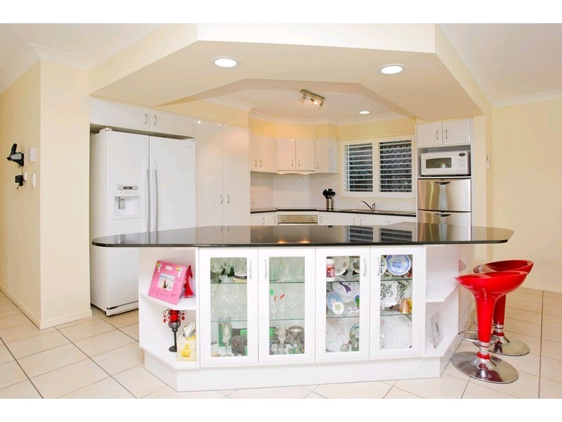 37 Viewpoint Drive, Springfield Lakes QLD 4300