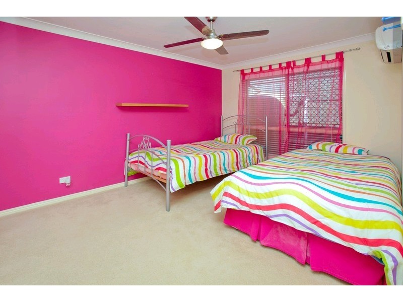 37 Viewpoint Drive, Springfield Lakes QLD 4300