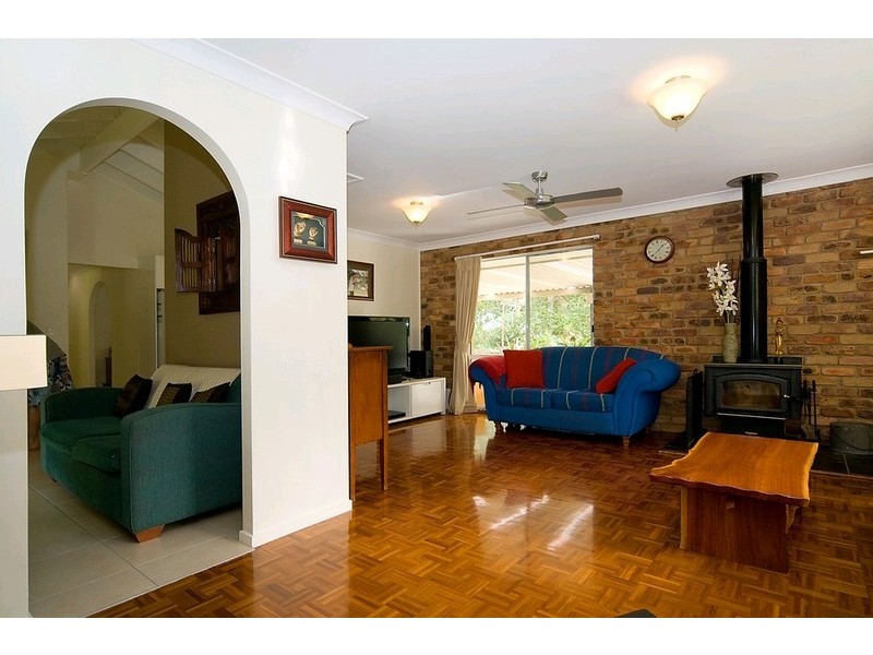 4 Harrison Court, Camira QLD 4300