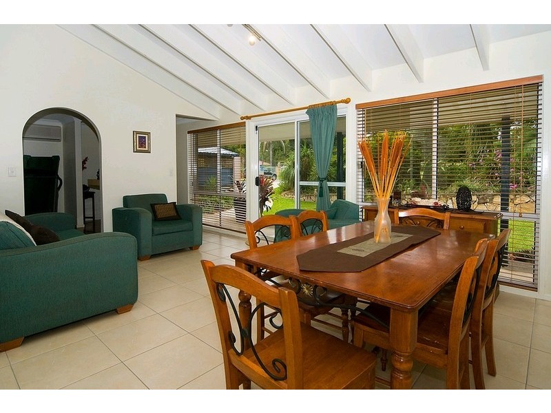 4 Harrison Court, Camira QLD 4300