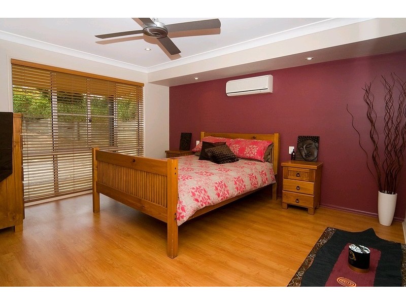 4 Harrison Court, Camira QLD 4300