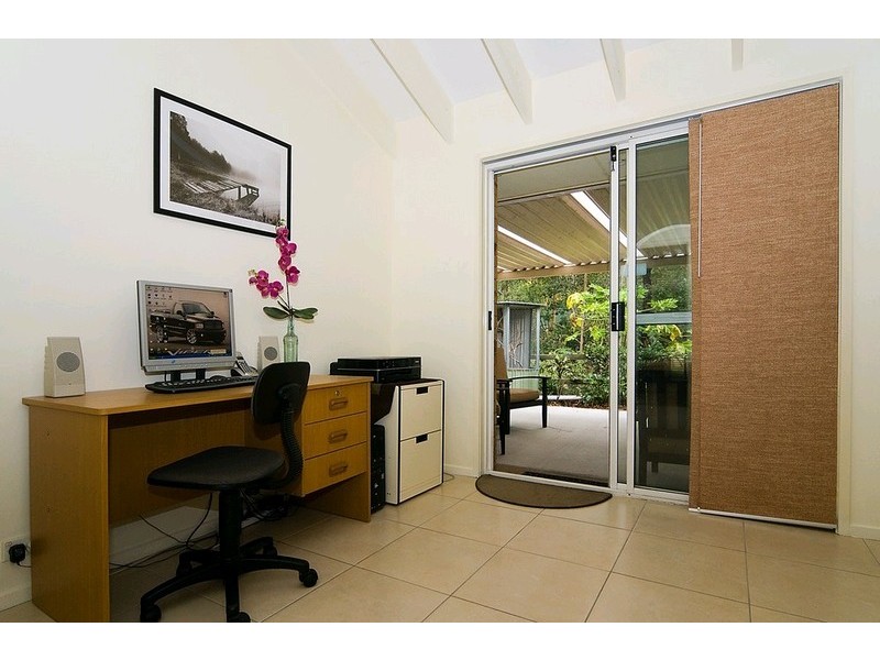 4 Harrison Court, Camira QLD 4300