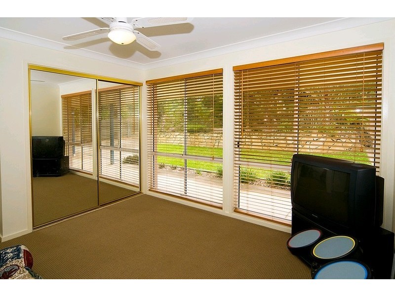 4 Harrison Court, Camira QLD 4300