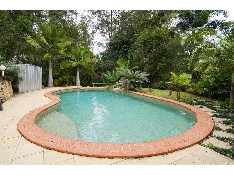 4 Harrison Court, Camira QLD 4300