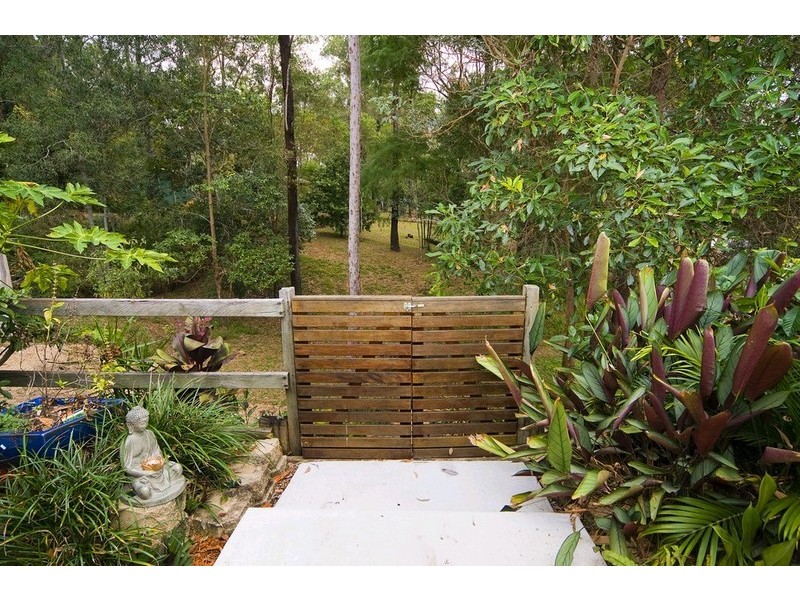 4 Harrison Court, Camira QLD 4300