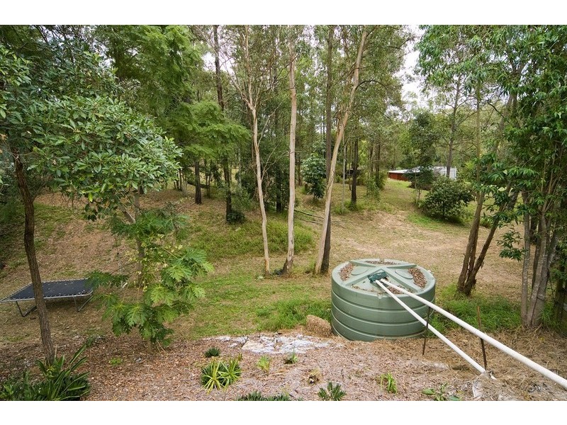 4 Harrison Court, Camira QLD 4300