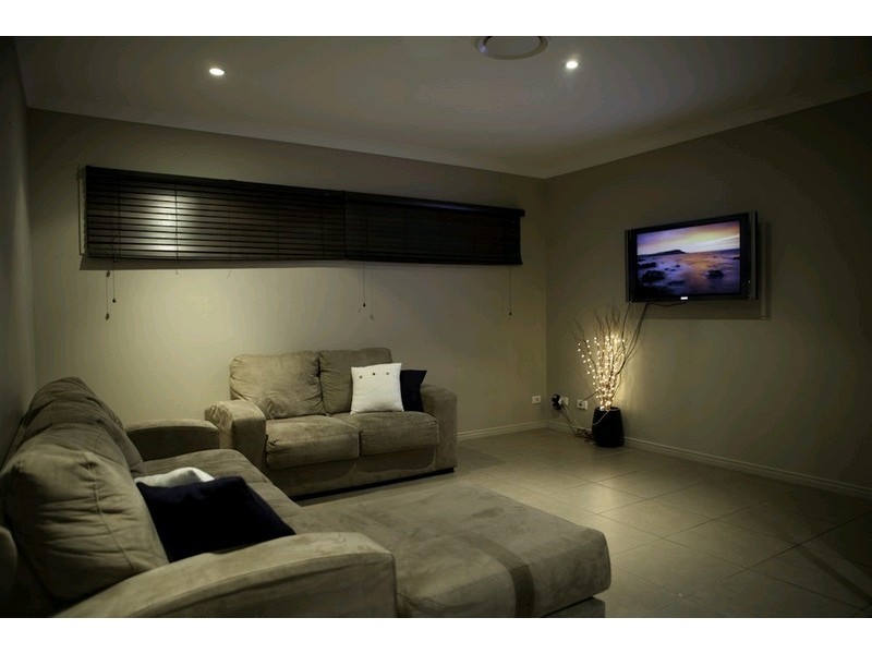 115 Santa Monica Drive, Augustine Heights QLD 4300