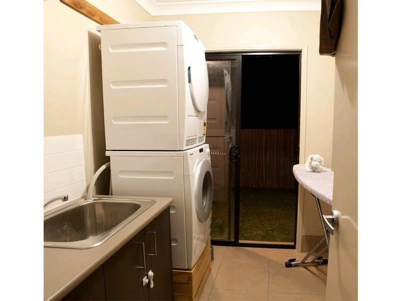 115 Santa Monica Drive, Augustine Heights QLD 4300