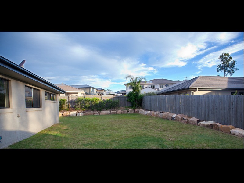 115 Santa Monica Drive, Augustine Heights QLD 4300