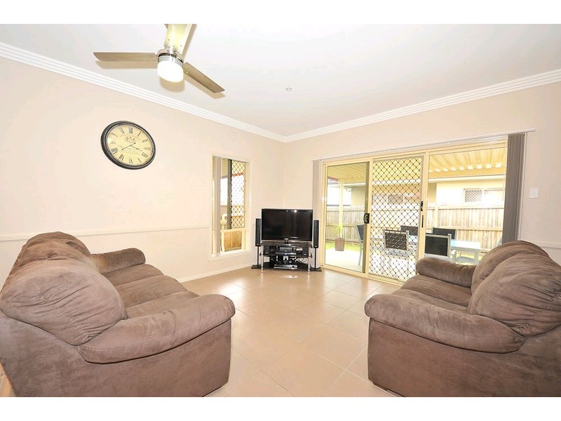 54 Atlantic Drive, Springfield Lakes QLD 4300
