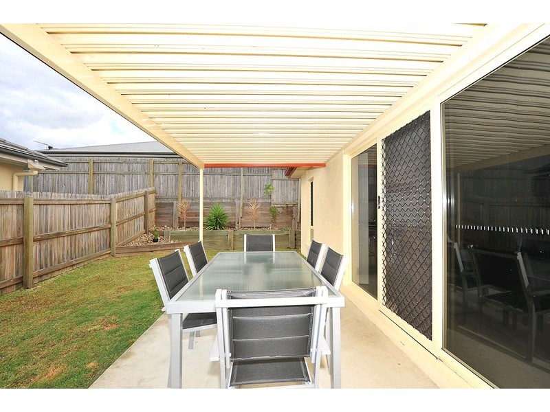 54 Atlantic Drive, Springfield Lakes QLD 4300