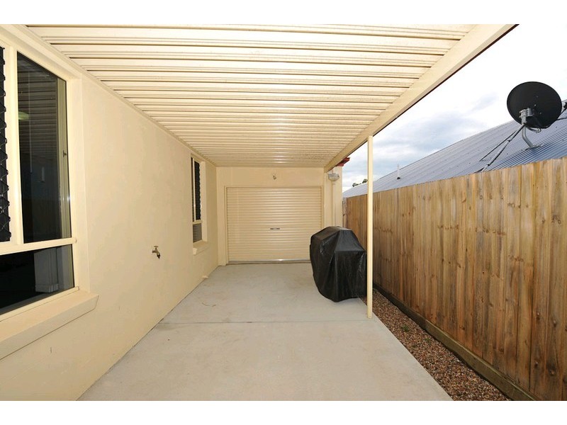 54 Atlantic Drive, Springfield Lakes QLD 4300