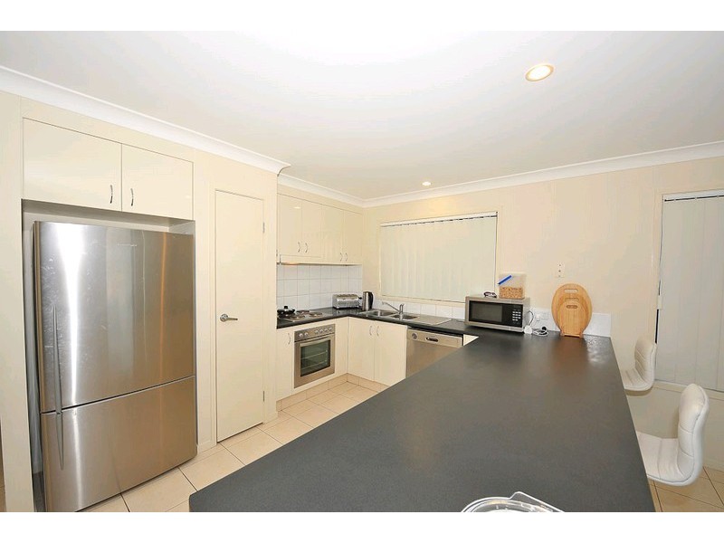 6 Treetops Avenue, Springfield Lakes QLD 4300