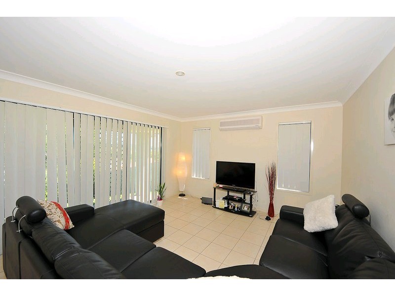 6 Treetops Avenue, Springfield Lakes QLD 4300
