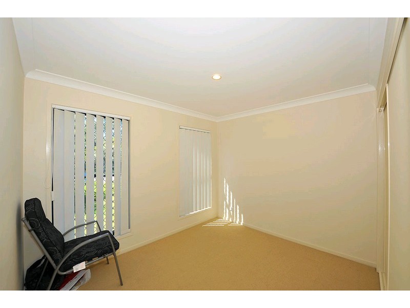 6 Treetops Avenue, Springfield Lakes QLD 4300