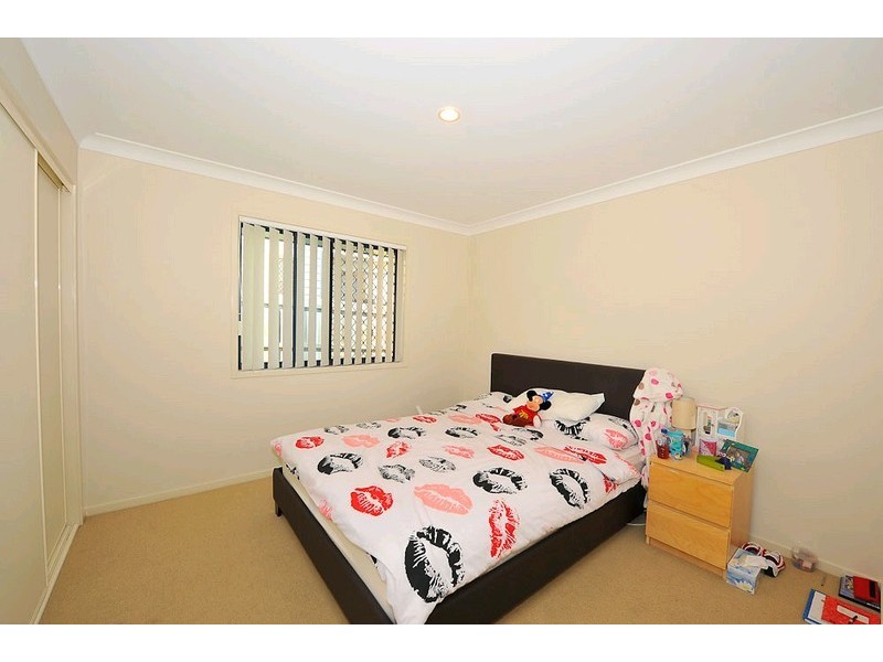 6 Treetops Avenue, Springfield Lakes QLD 4300