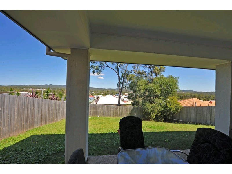 6 Treetops Avenue, Springfield Lakes QLD 4300