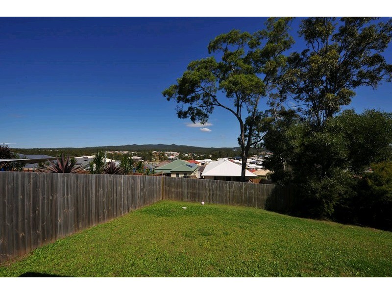 6 Treetops Avenue, Springfield Lakes QLD 4300