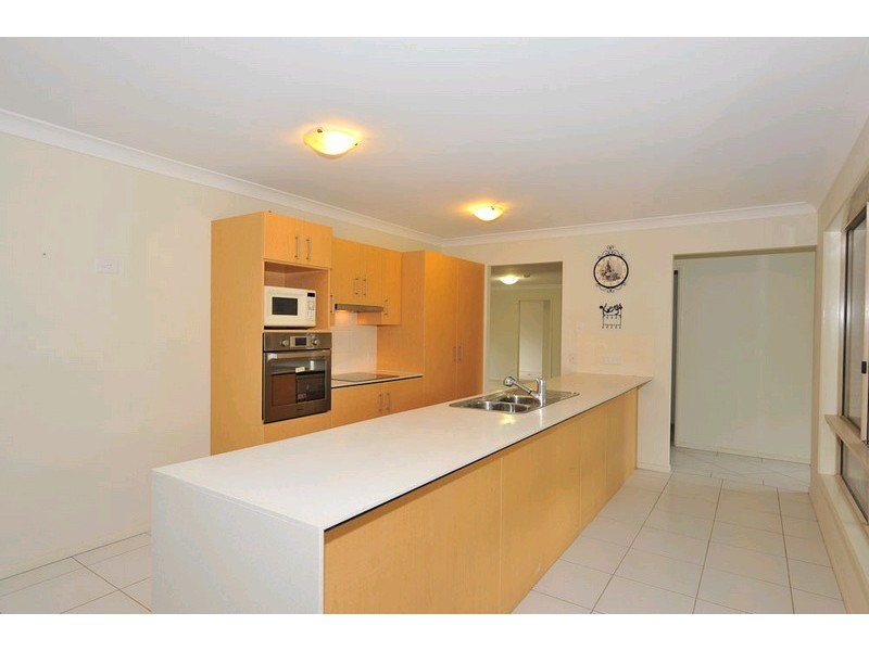 190 Spinebill Drive, Greenbank QLD 4124
