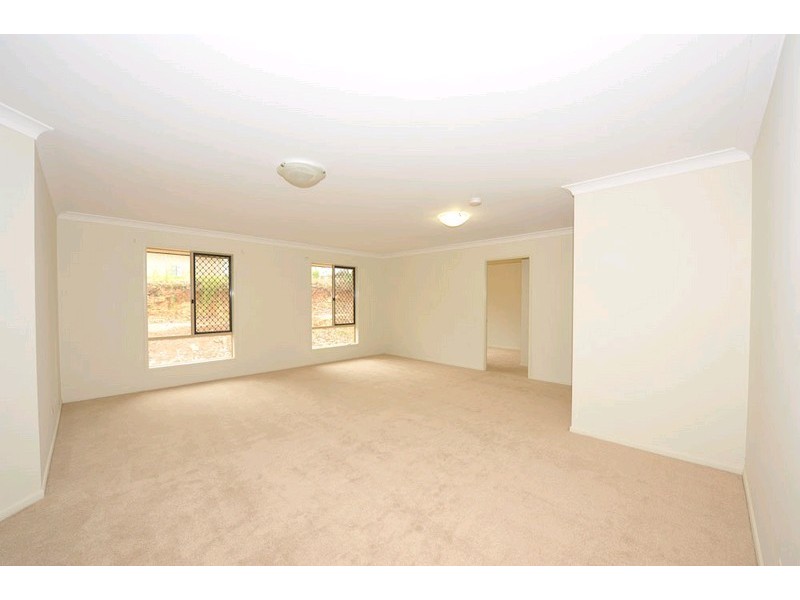190 Spinebill Drive, Greenbank QLD 4124