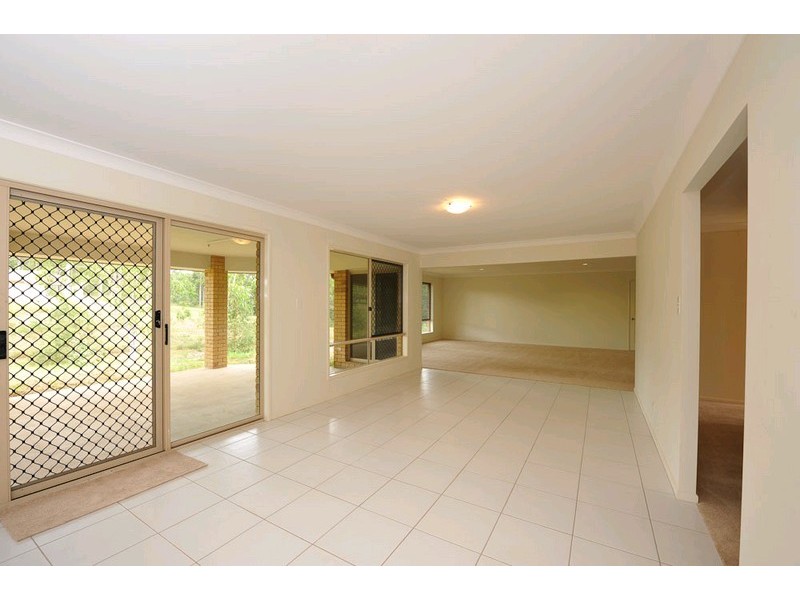 190 Spinebill Drive, Greenbank QLD 4124