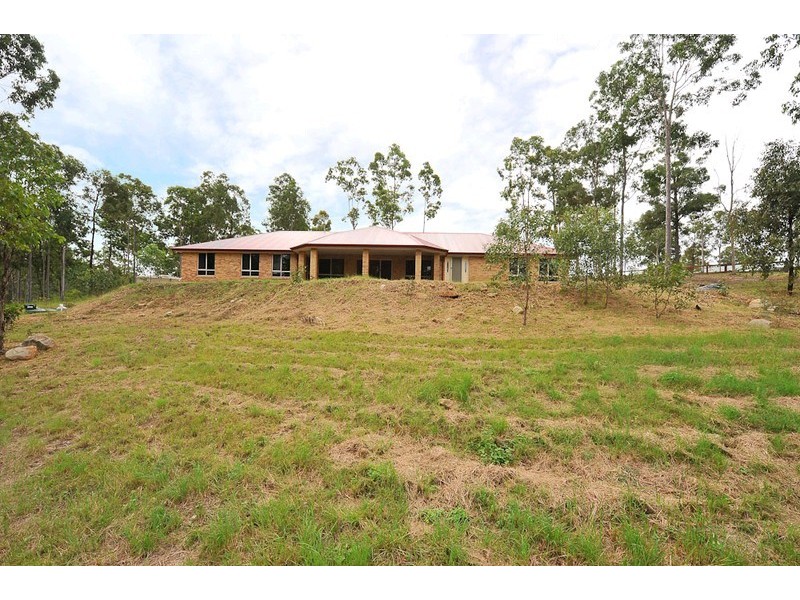 190 Spinebill Drive, Greenbank QLD 4124