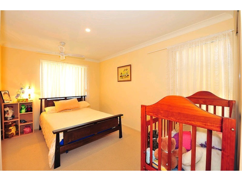 25 Ellen Circuit, Springfield Lakes QLD 4300