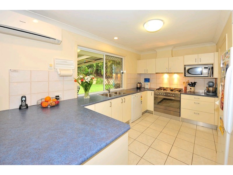 4 Billabong Place, Springfield QLD 4300