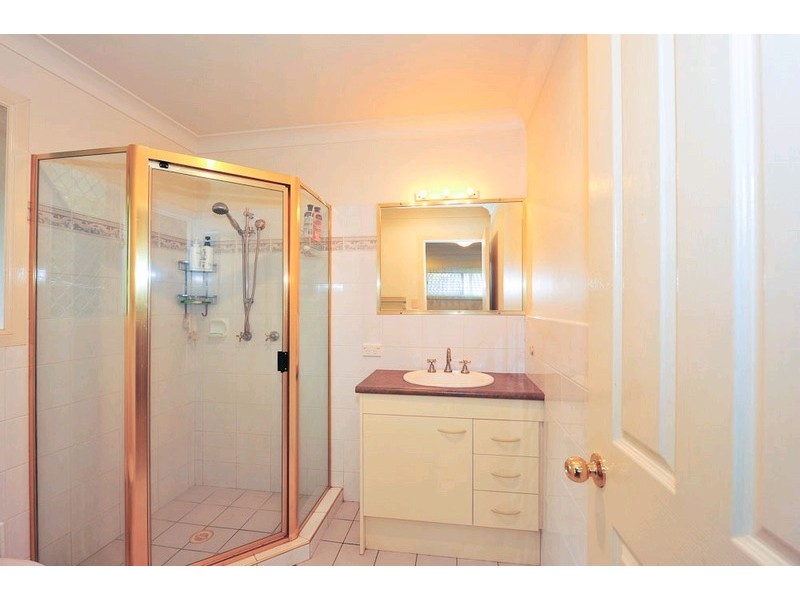 4 Billabong Place, Springfield QLD 4300