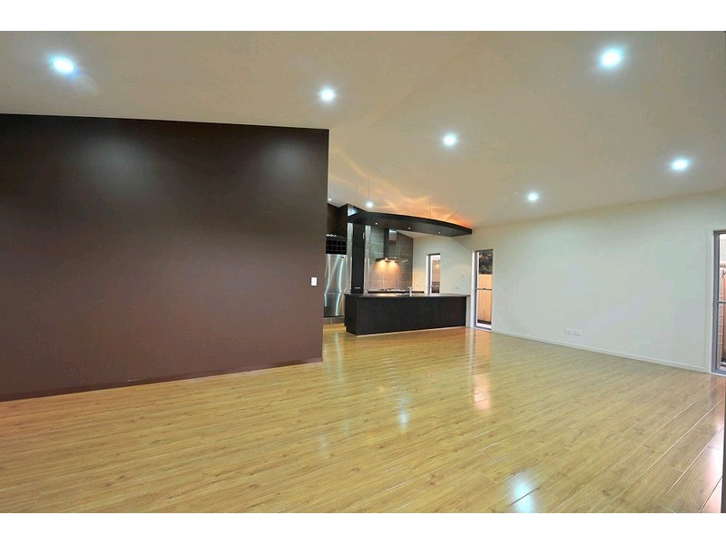 11 Karnak Court, Camira QLD 4300