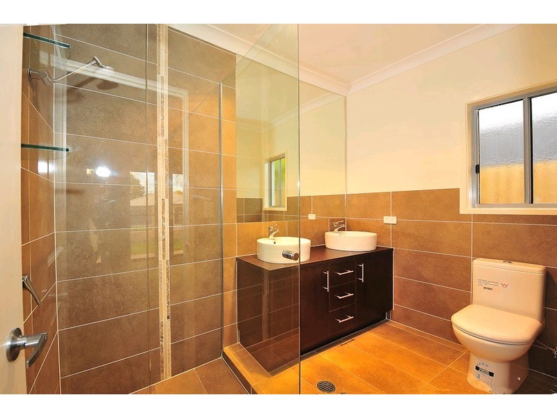 11 Karnak Court, Camira QLD 4300