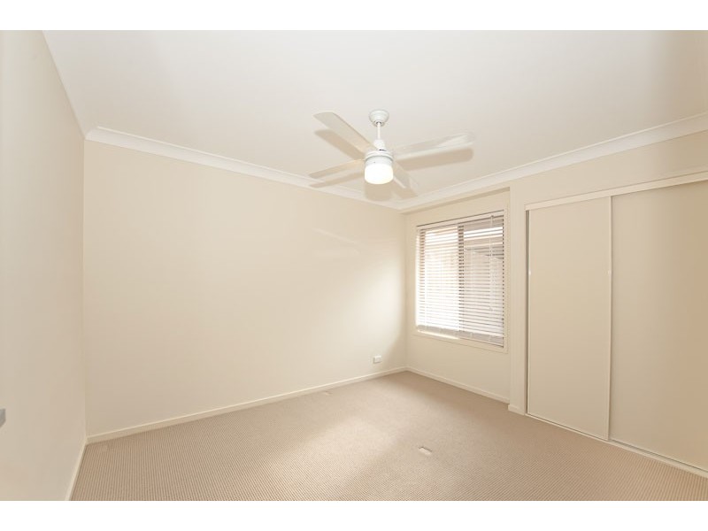 18 Yellowstone Way, Springfield Lakes QLD 4300