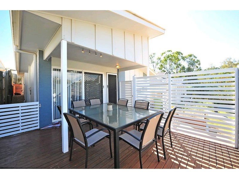 24 Creekside Drive, Springfield Lakes QLD 4300