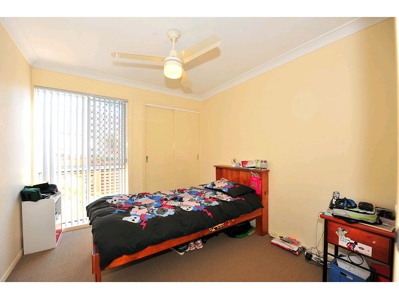 24 Creekside Drive, Springfield Lakes QLD 4300