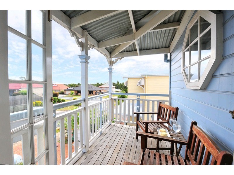 6 Chateau Street, Springfield Lakes QLD 4300