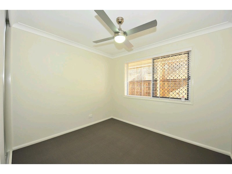 10 Rosella Crescent, Springfield Lakes QLD 4300