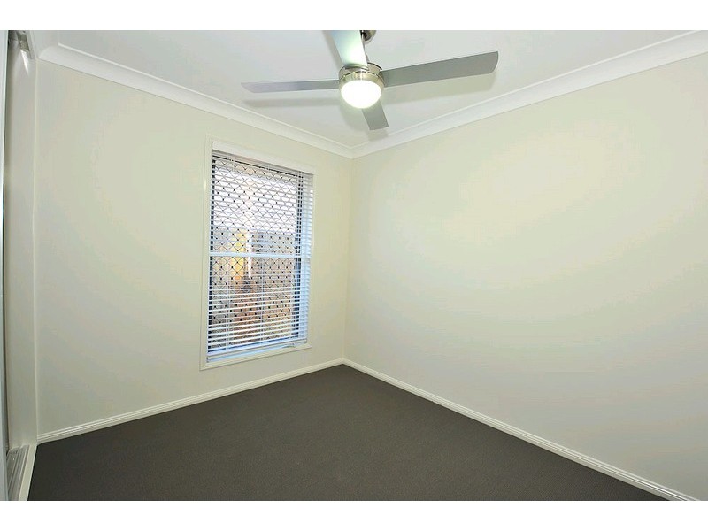 10 Rosella Crescent, Springfield Lakes QLD 4300