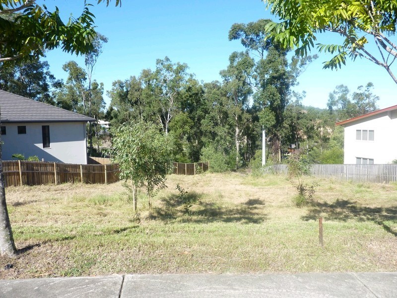 7 Bluebell Place, Brookwater QLD 4300