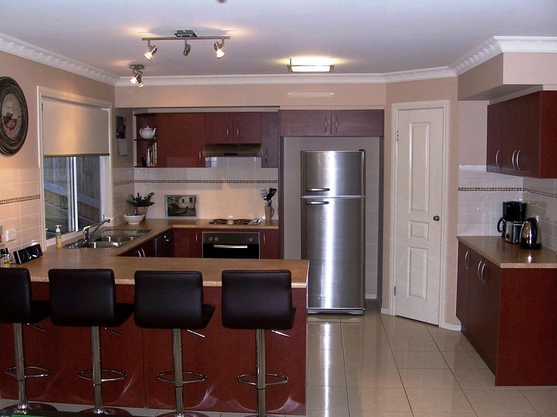 15 Hilltop Terrace, Springfield Lakes QLD 4300