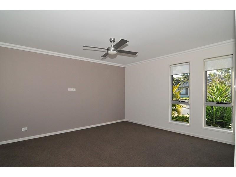 14 Brigid Boulevard, Augustine Heights QLD 4300