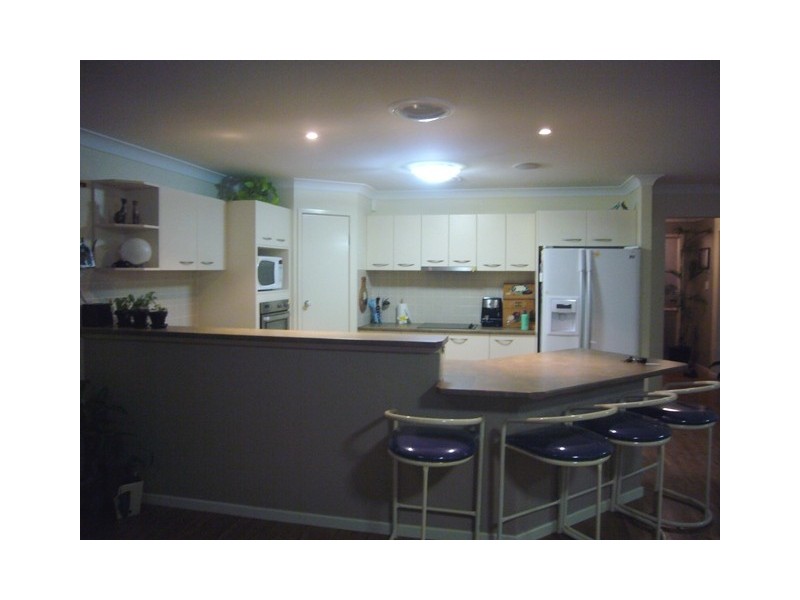 1 Darter Place, Springfield Lakes QLD 4300