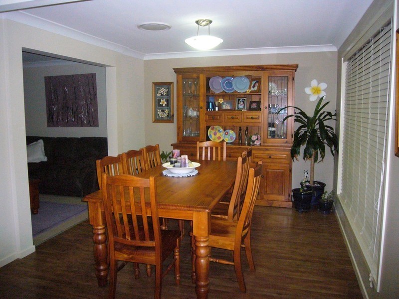 1 Darter Place, Springfield Lakes QLD 4300