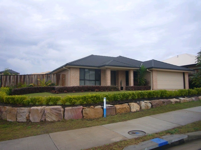 1 Darter Place, Springfield Lakes QLD 4300