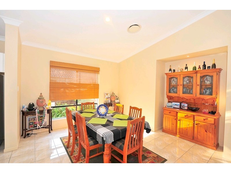 15 Greenland Court, Springfield QLD 4300