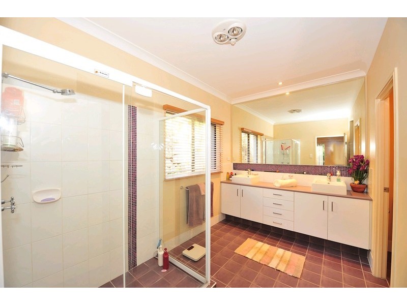 15 Greenland Court, Springfield QLD 4300